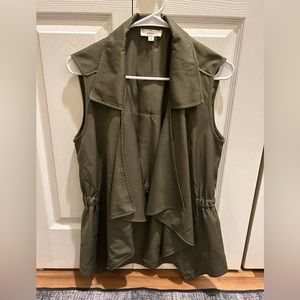 Entro vest size small new